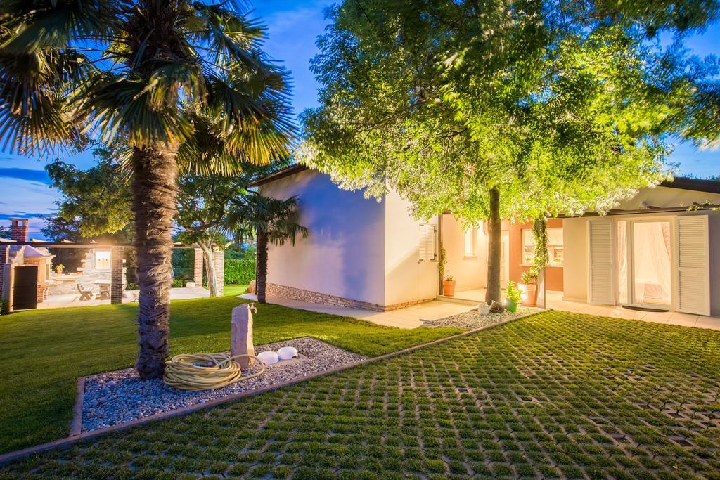 Villa Parenzana Višnjan Екстериор снимка