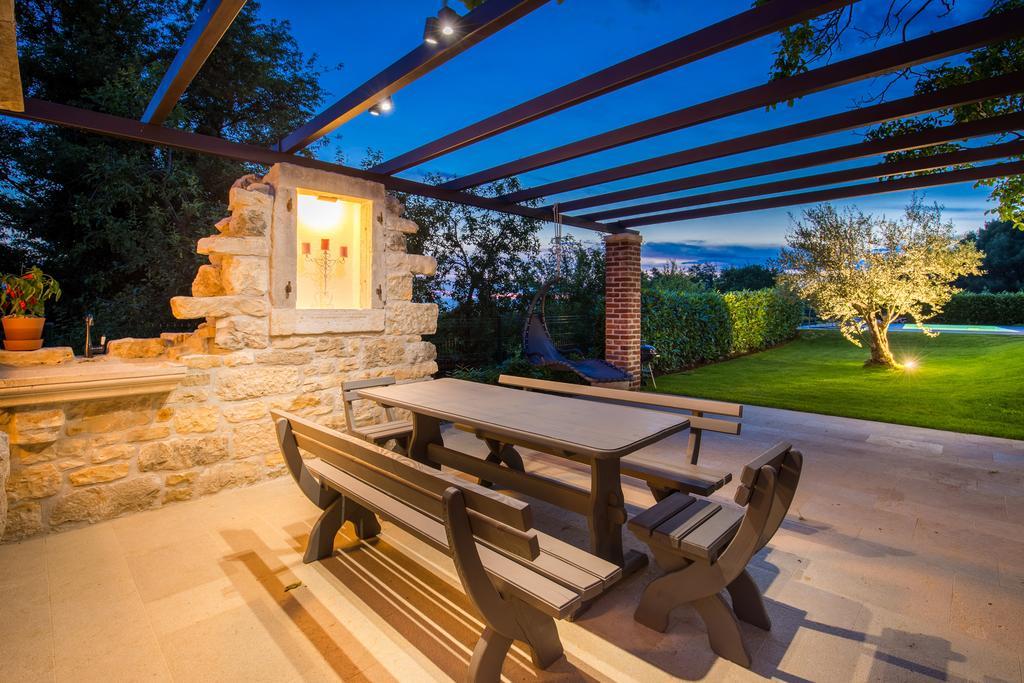 Villa Parenzana Višnjan Екстериор снимка